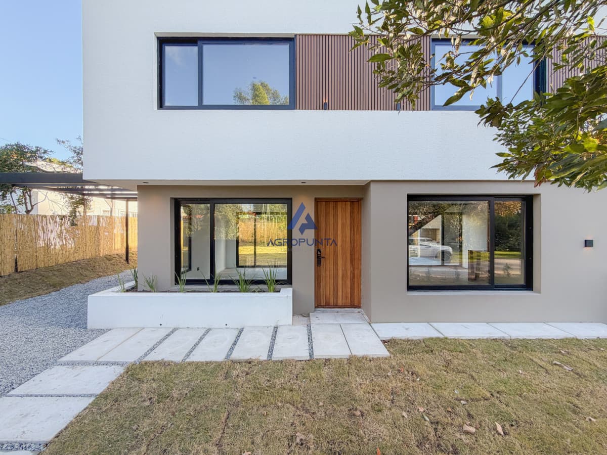 Venta Casa a estrenar en Barrio Córdoba, 3 dormitorios