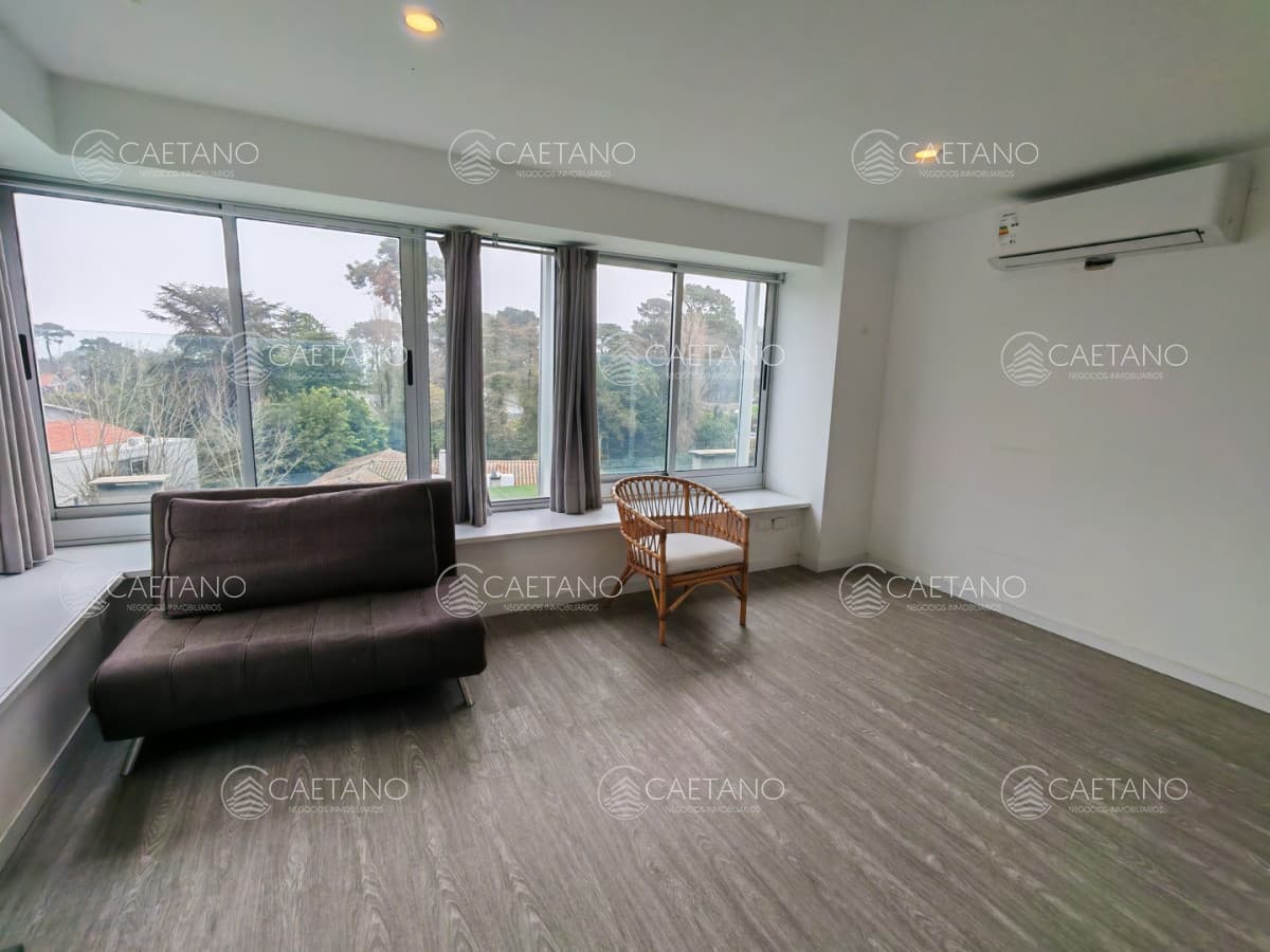 Venta apartamento 1 dormitorio Roosevelt.