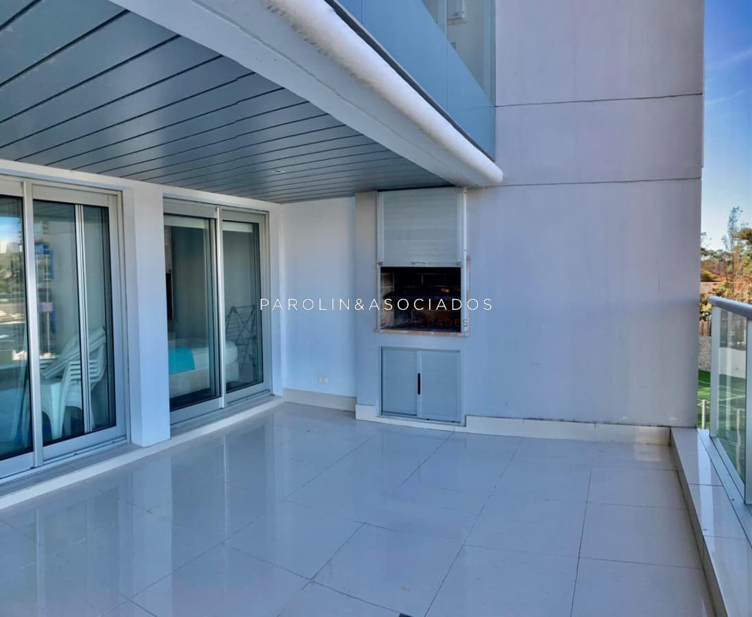 Apartamento en venta en Miami Boulevard, Punta del Este.