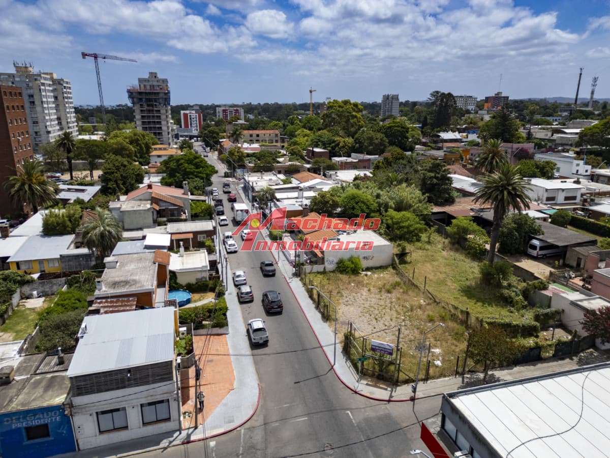 Venta deTerreno esquinero para edificacion en altura