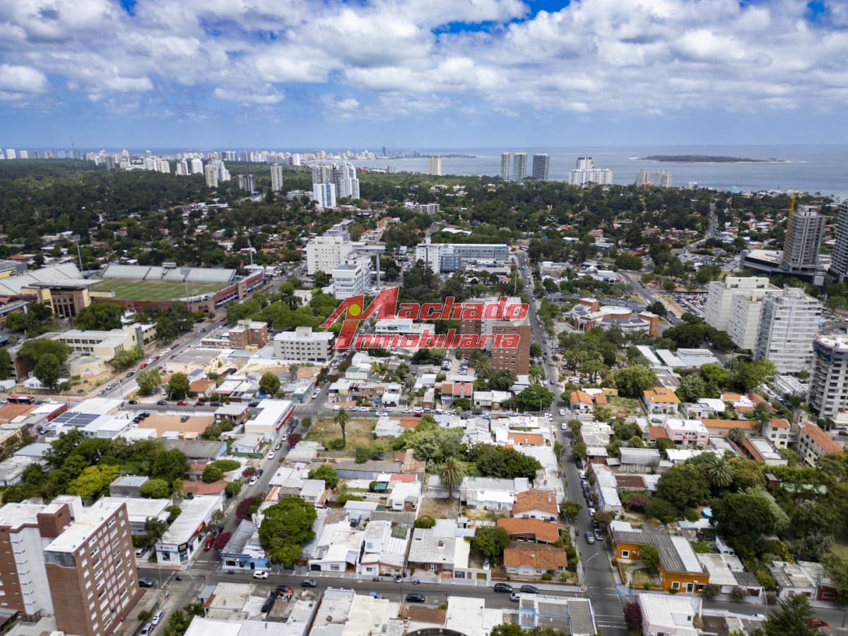Venta deTerreno esquinero para edificacion en altura