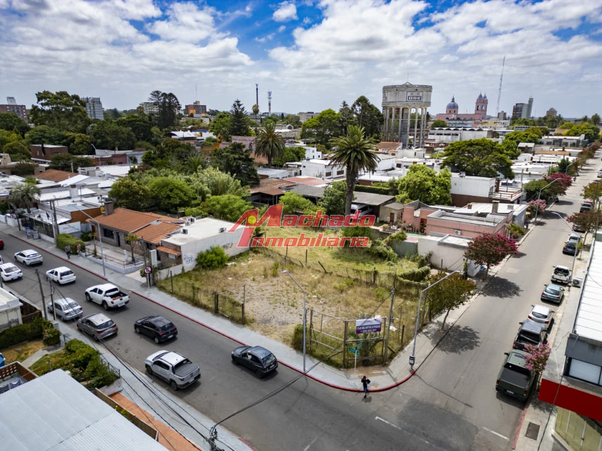 Venta deTerreno esquinero para edificacion en altura