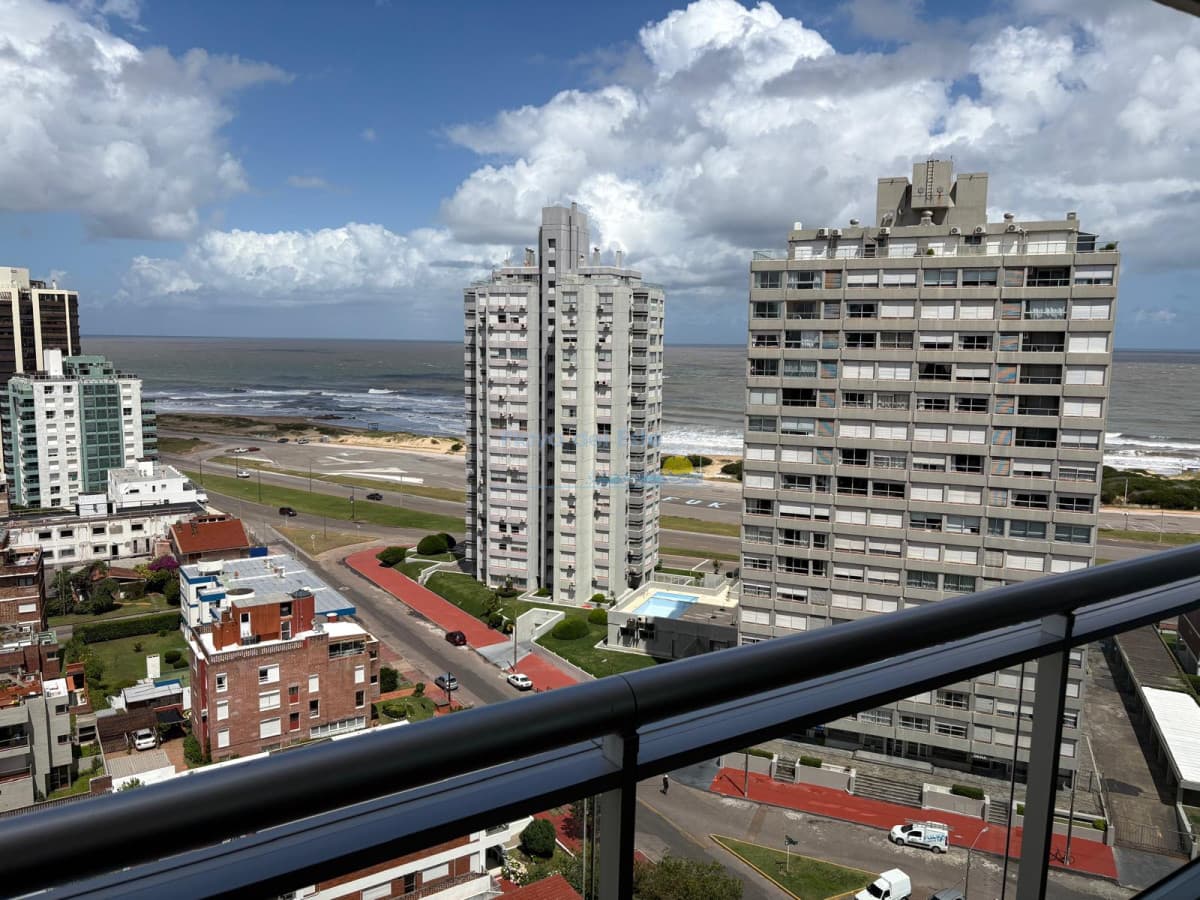 Vista a Playa Brava. - Inmobiliaria Playa del Este