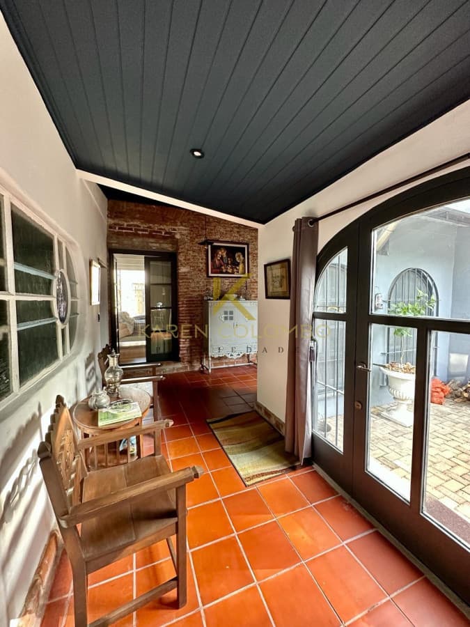 Venta Casa 3 Dormitorios de Epoca en San Carlos