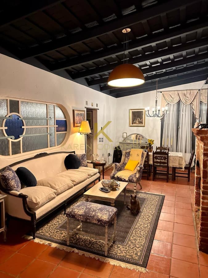 Venta Casa 3 Dormitorios de Epoca en San Carlos
