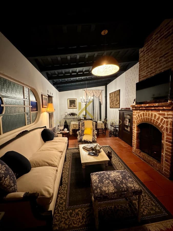 Venta Casa 3 Dormitorios de Epoca en San Carlos