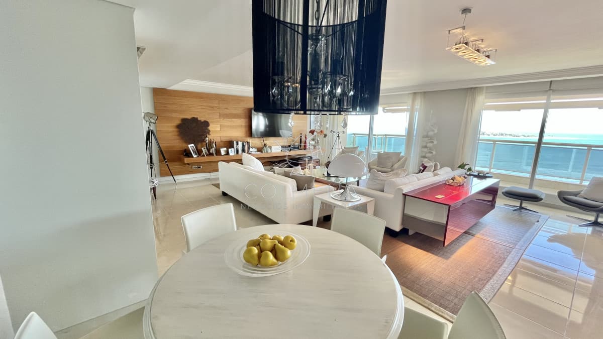 VENTA ALQUILER APARTAMENTO PRIMERA LINEA MANSA PUNTA DEL ESTE