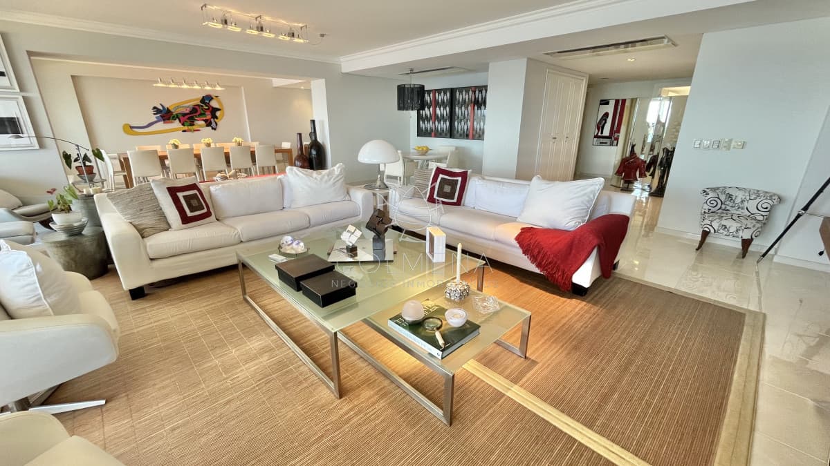 VENTA ALQUILER APARTAMENTO PRIMERA LINEA MANSA PUNTA DEL ESTE