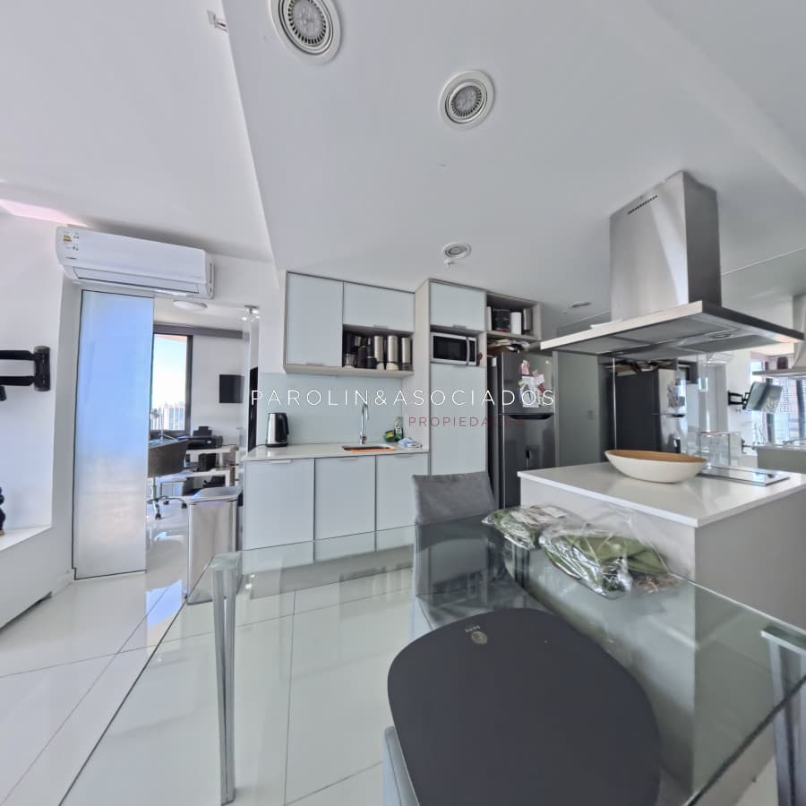 Departamento en Venta de 1 Dormitorio y medio en Artower, Punta del Este