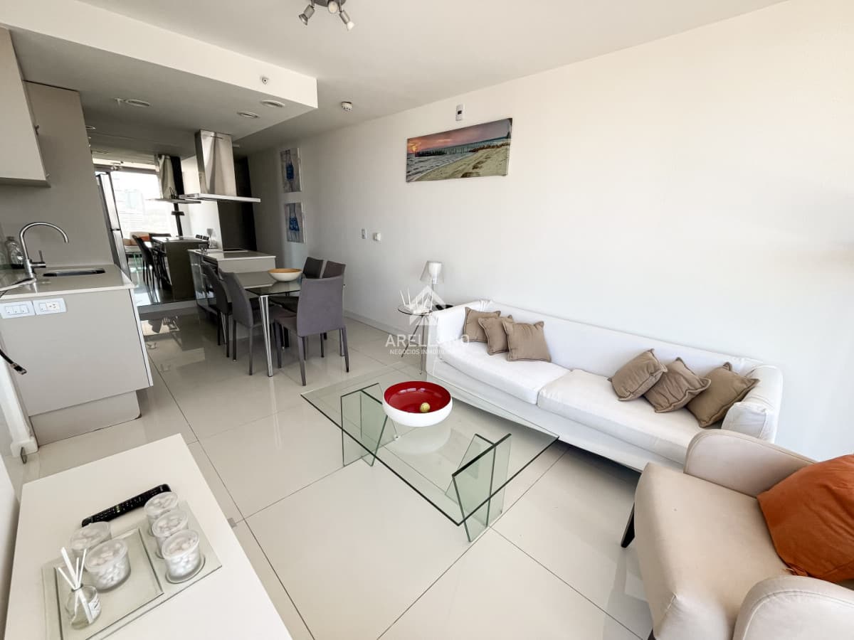 Apartamento ID.6789 - Apartamento de 1 dormitorio y medio en Artower - Punta del Este