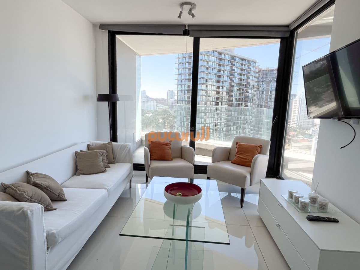 Apartamento de 1 dormitorio y medio en Artower - Punta del Este