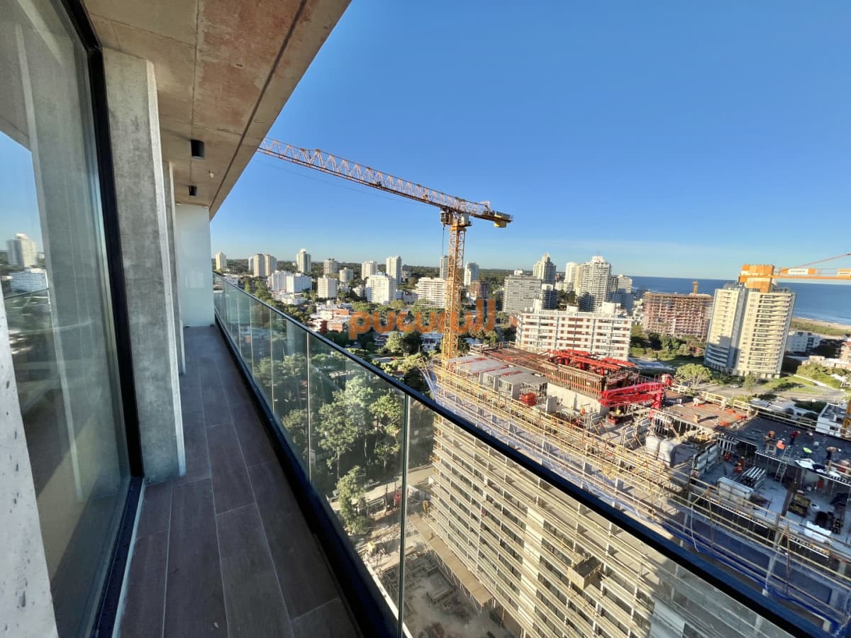Apartamento a estrenar con vistas a Mansa y Brava