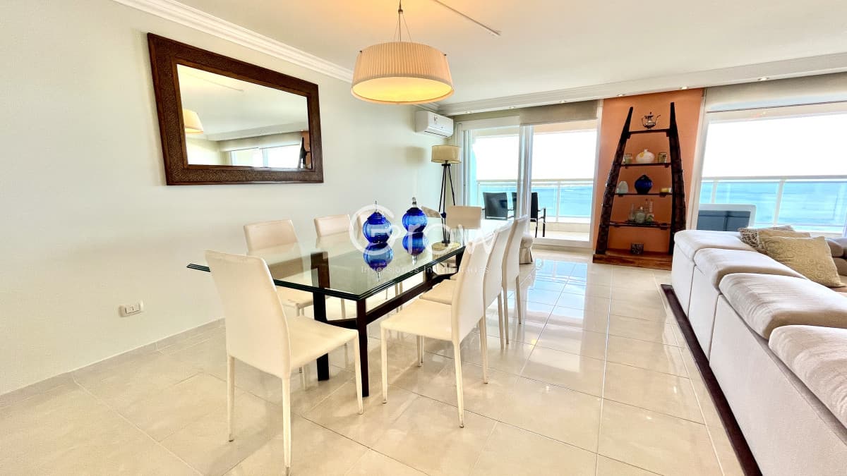 VENTA ALQUILER PUNTA DEL ESTE MANSA PRIMERA LINEA