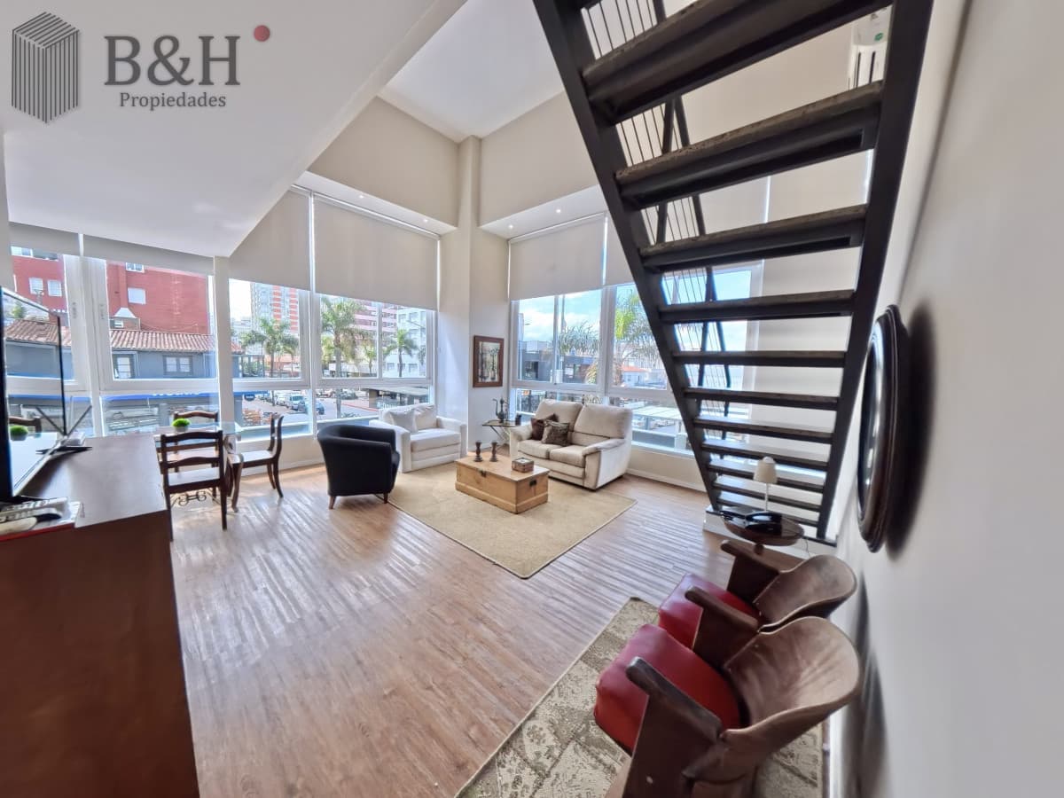DUPLEX - PENINSULA