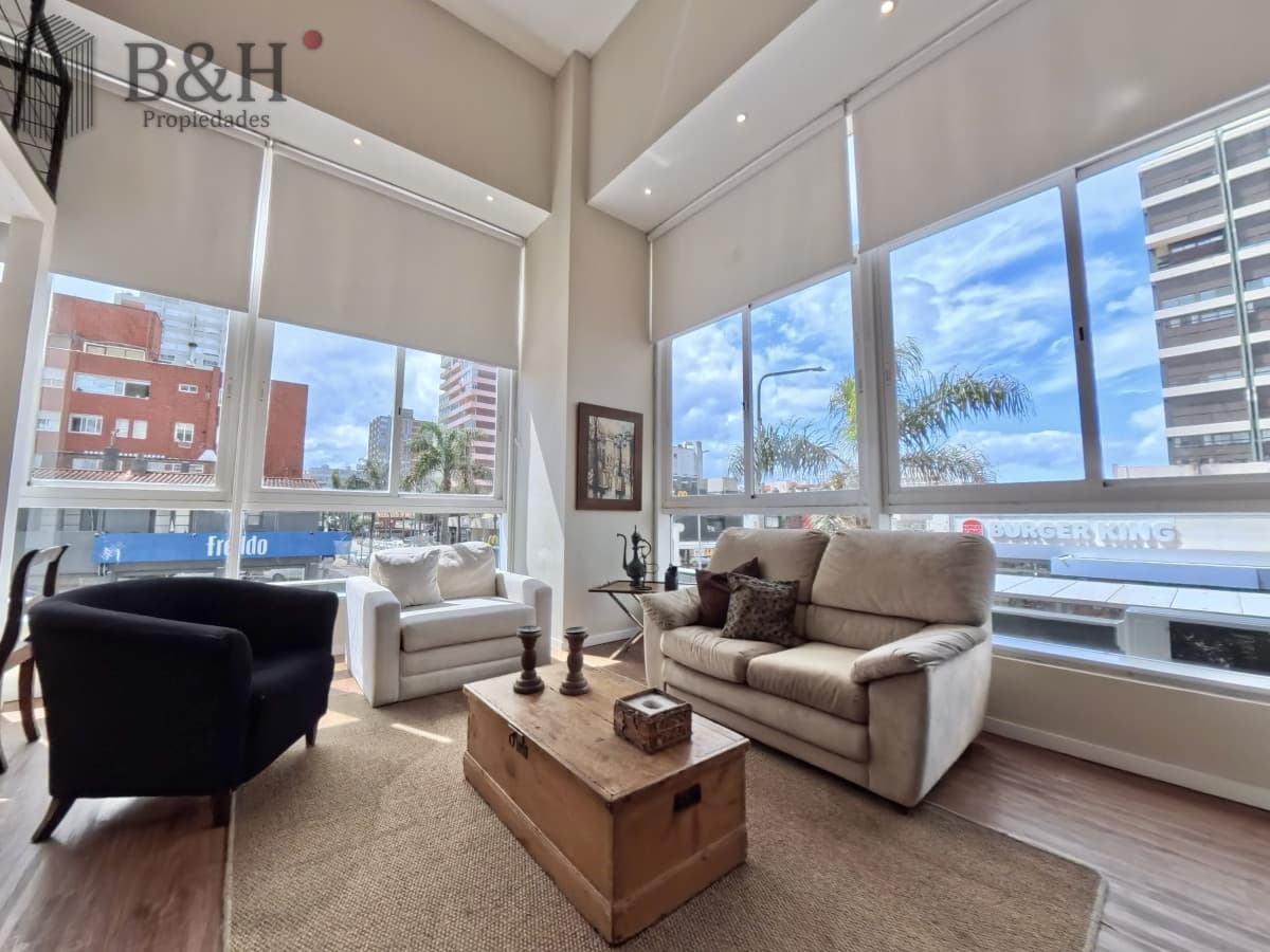 DUPLEX - PENINSULA