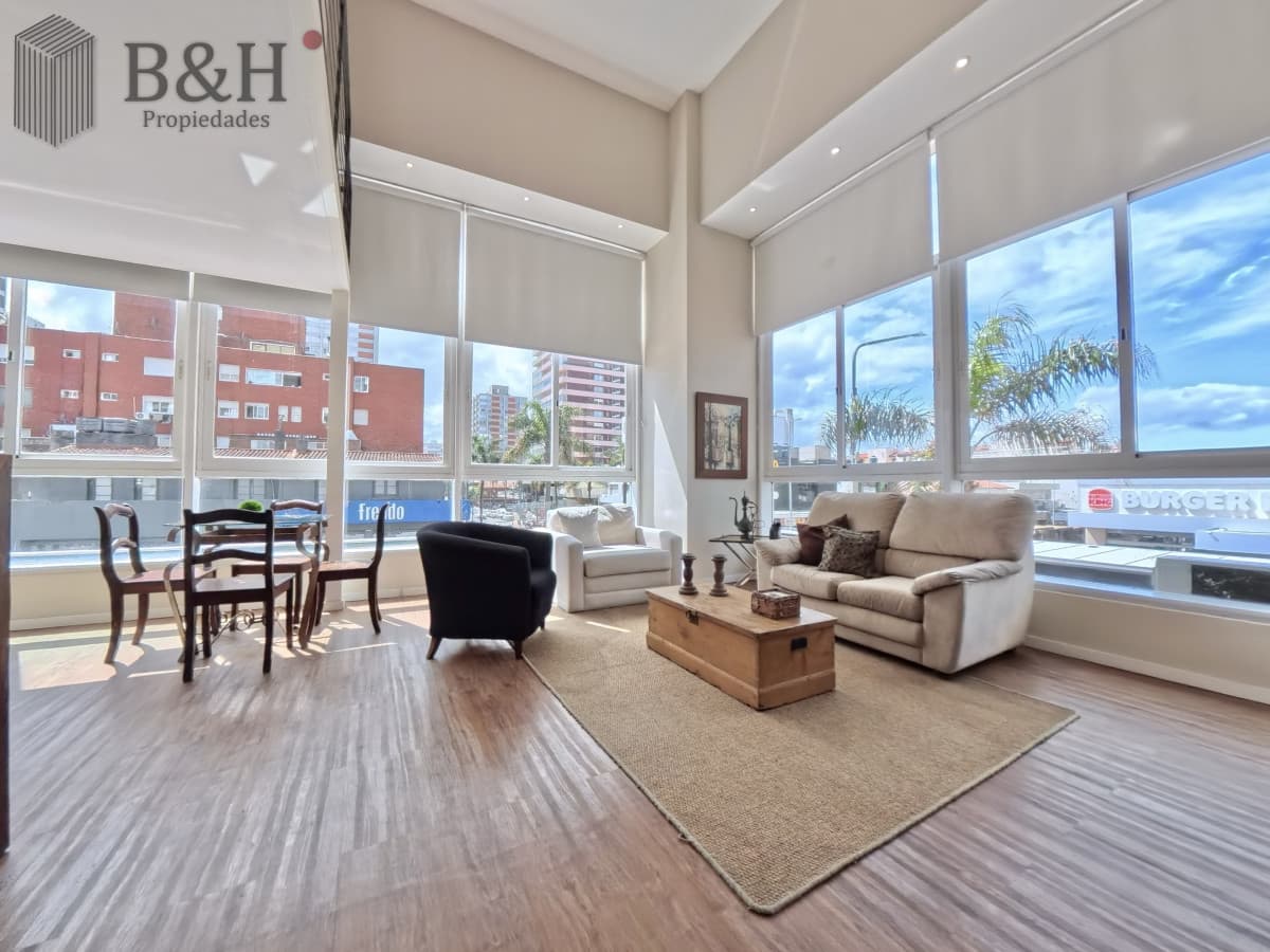 DUPLEX - PENINSULA