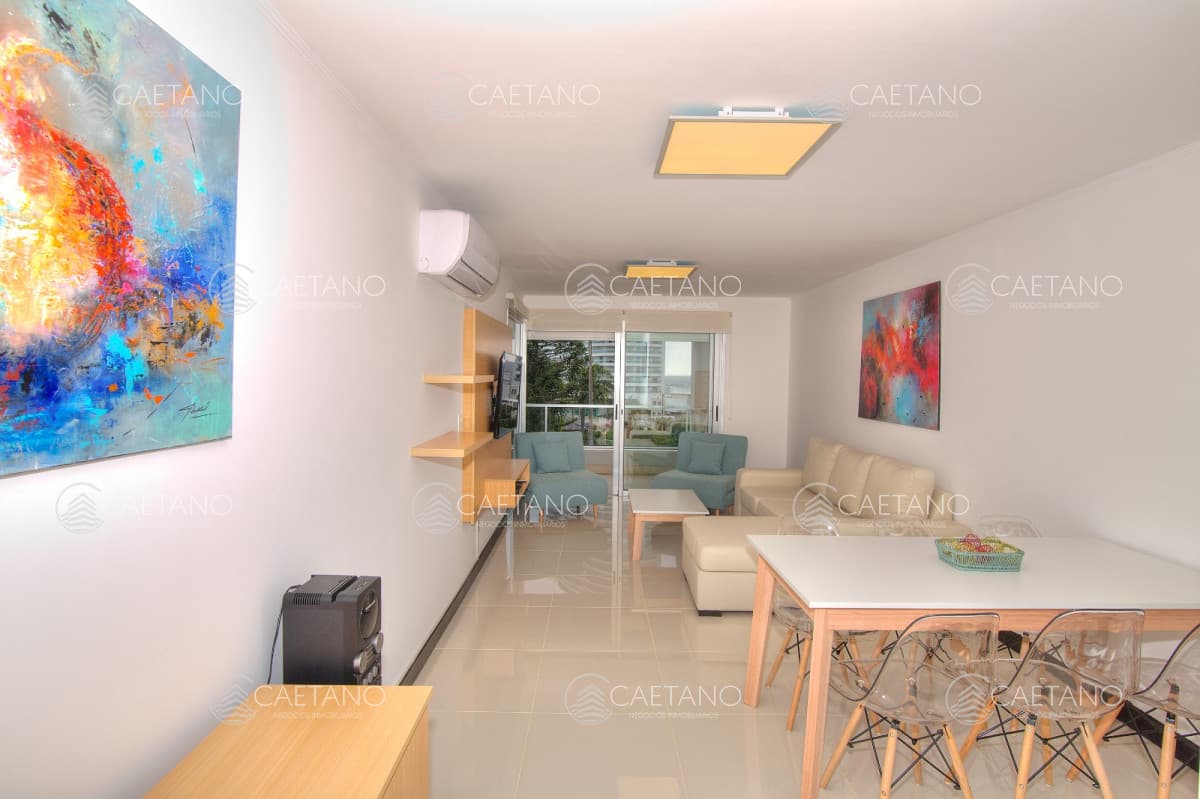 Apartamento en Venta de 2 dormitorios en Playa Mansa , Punta del este