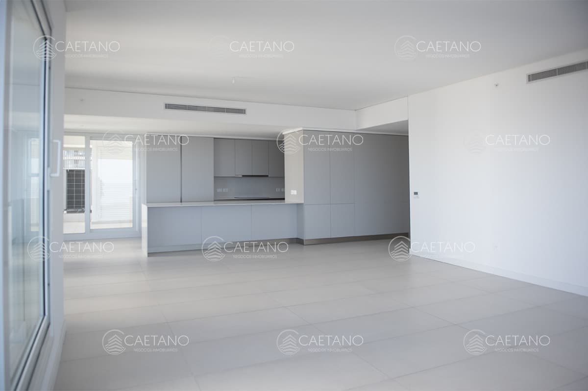 Vende Le Parc IV Esquinero a estrenar ! Punta del Este