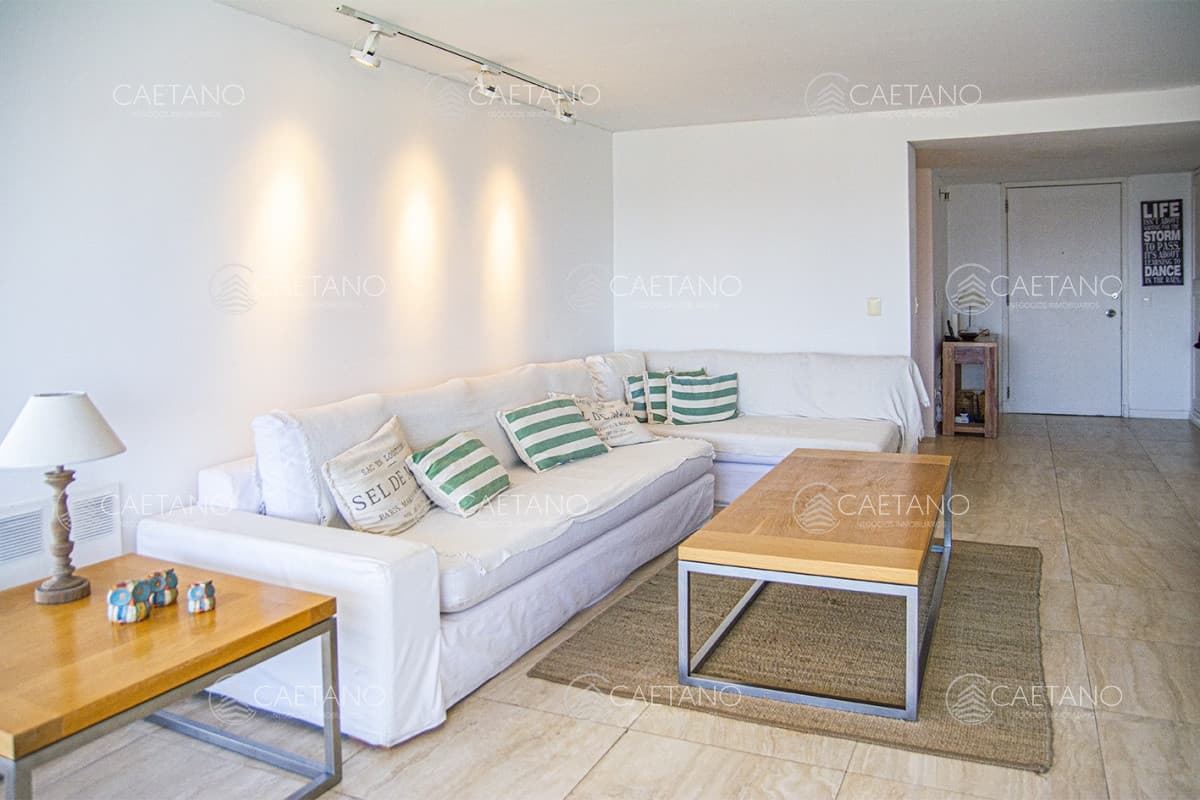 Excelente departamento en Punta del Este