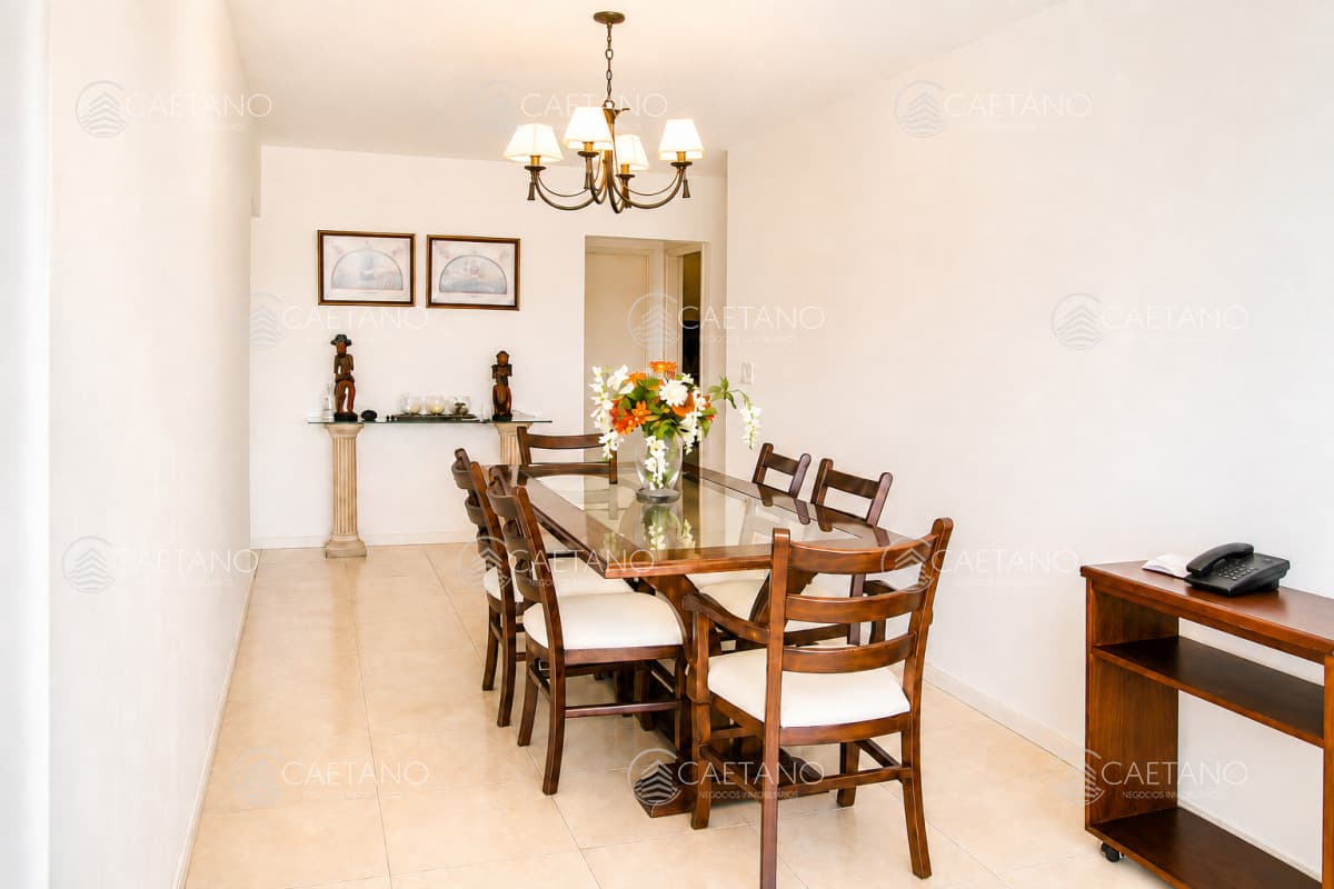 Vende y alquila apartamento de 2 dormitorios en Peninsula, Punta del Este
