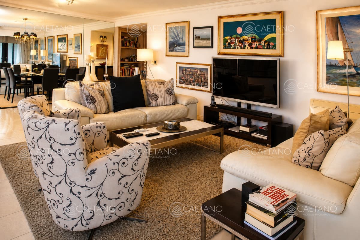 Venta apartamento 3 dormitorios. Puerto, Punta del Este.