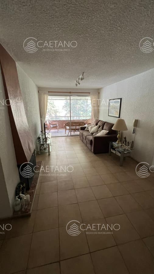 Apartamento en venta  3 dormitorios en Playa Mansa, Punta del Este.