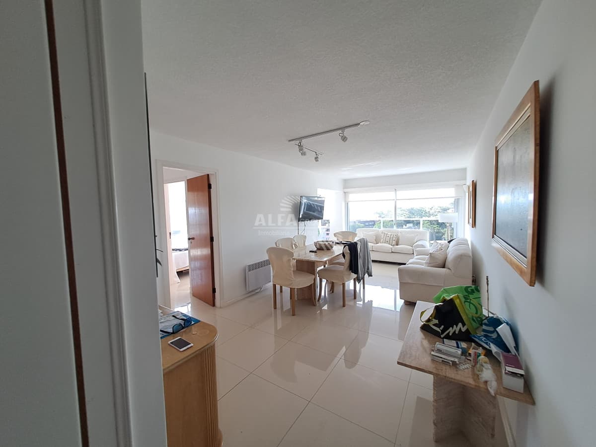 En venta Apartamento en Punta del Este- Brava de 2 dormitorios.