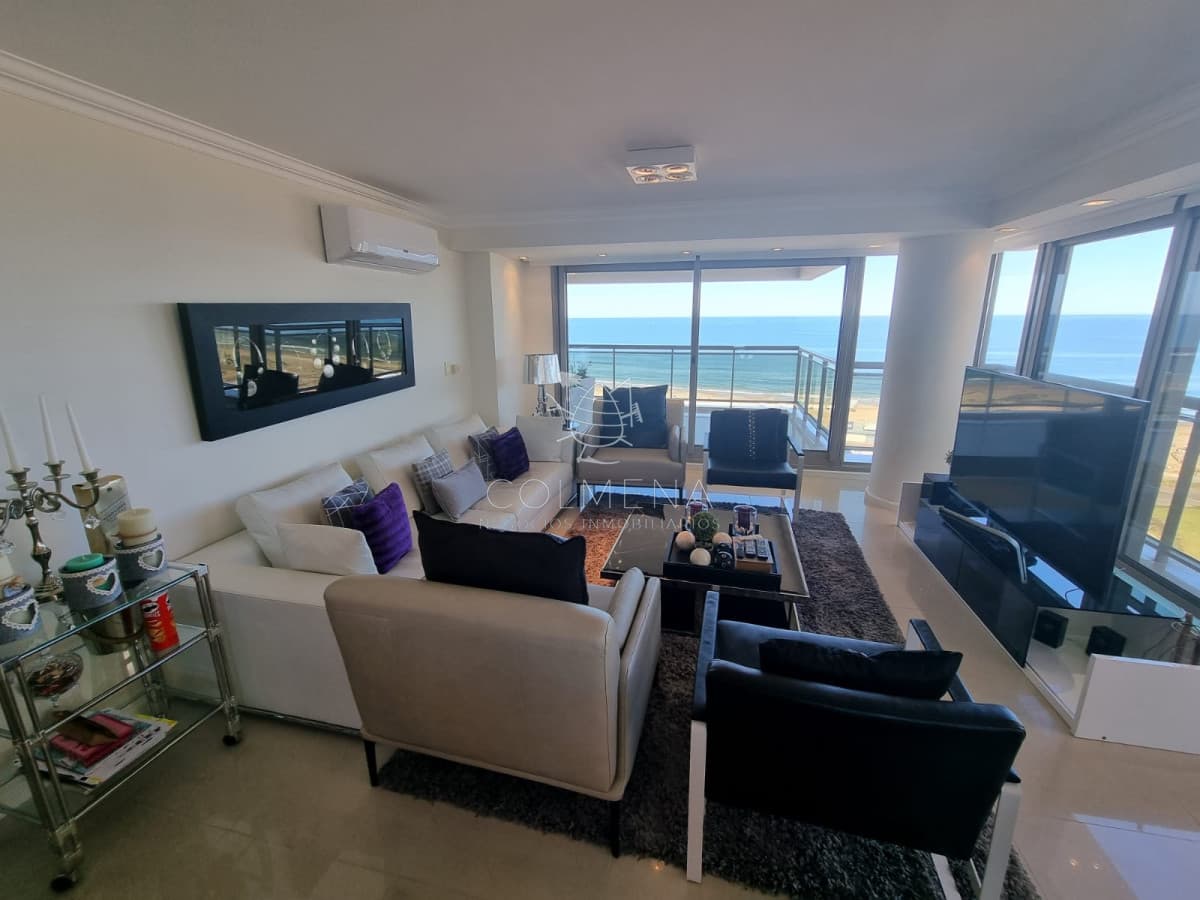 Espectacular departamento frente al mar, en Torre Imperiale.