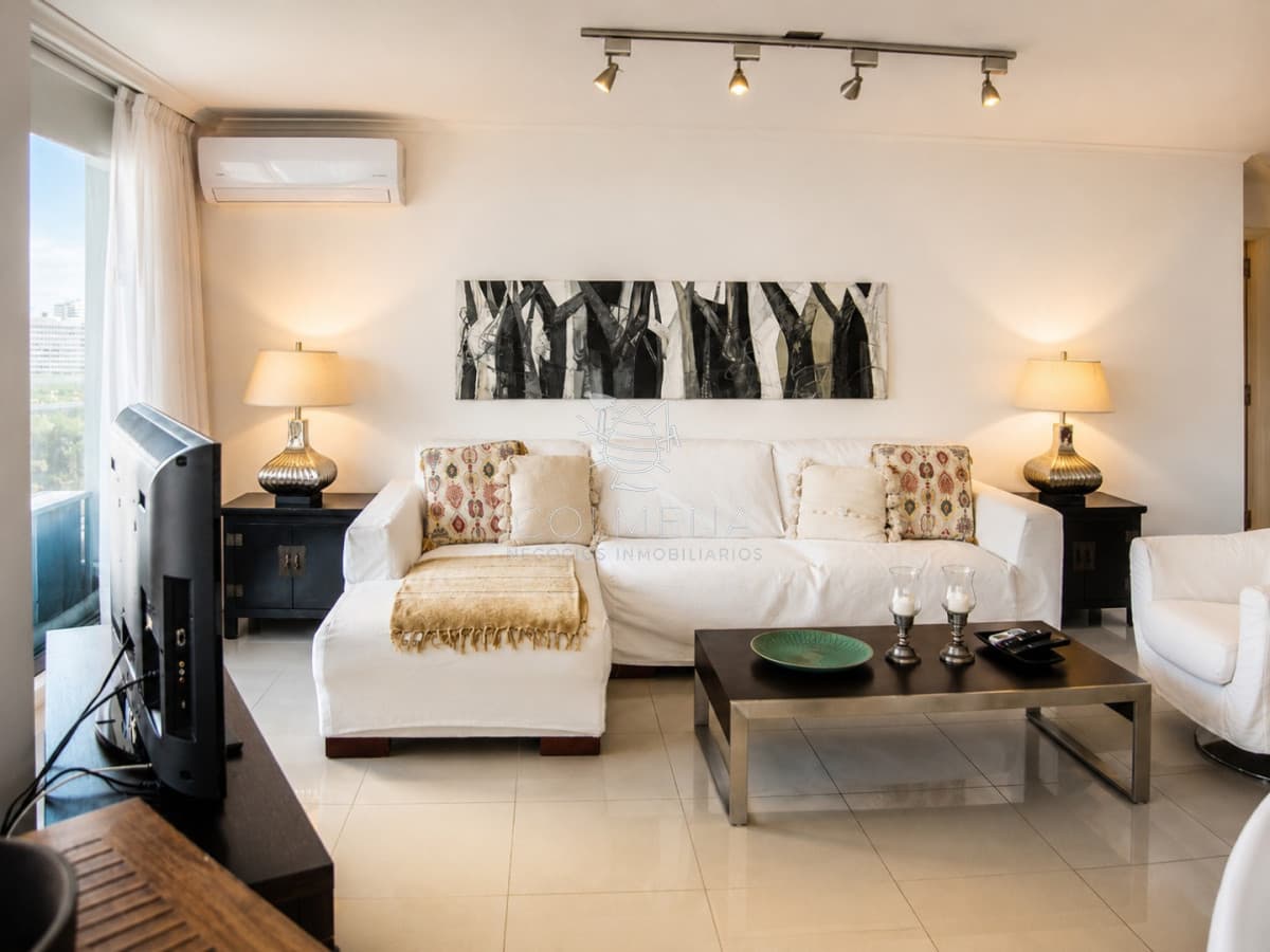 Alquila apartamento de 3 dormitorios en Roosevelt, Punta del Este