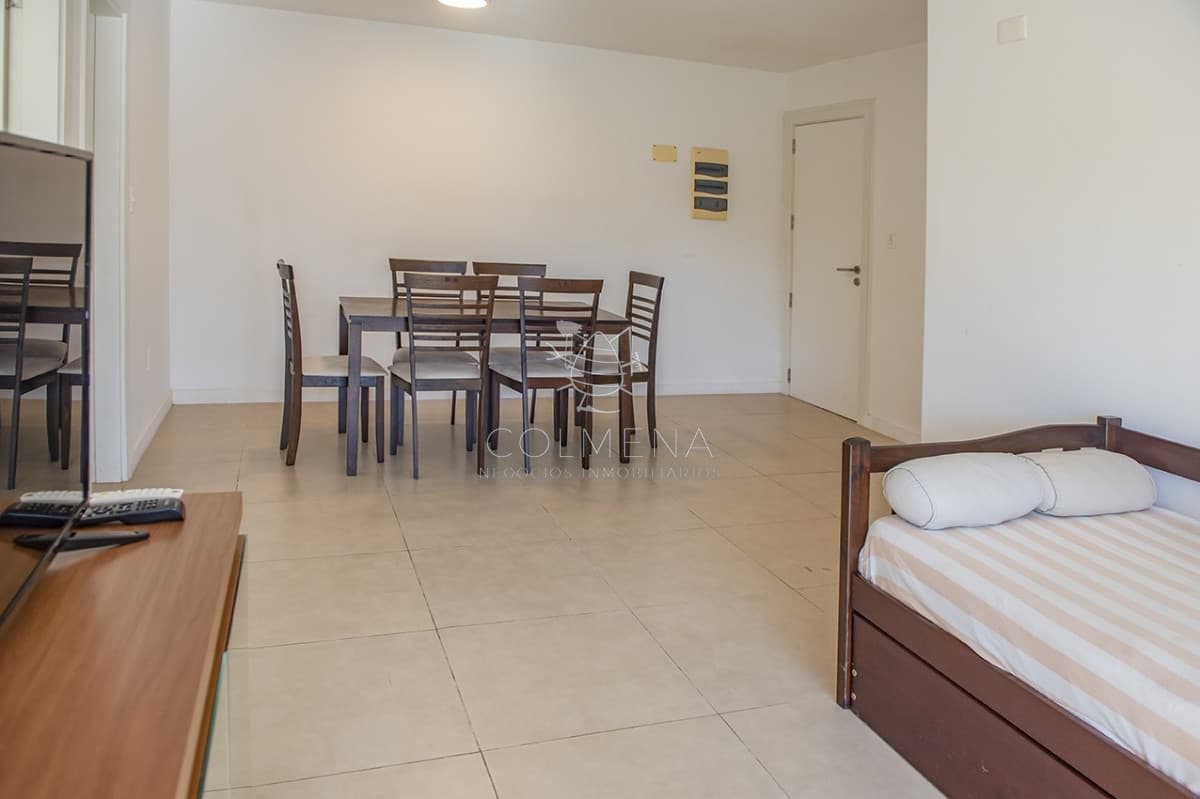 Apto de 2 dormitorios en venta próximo a Playa Mansa