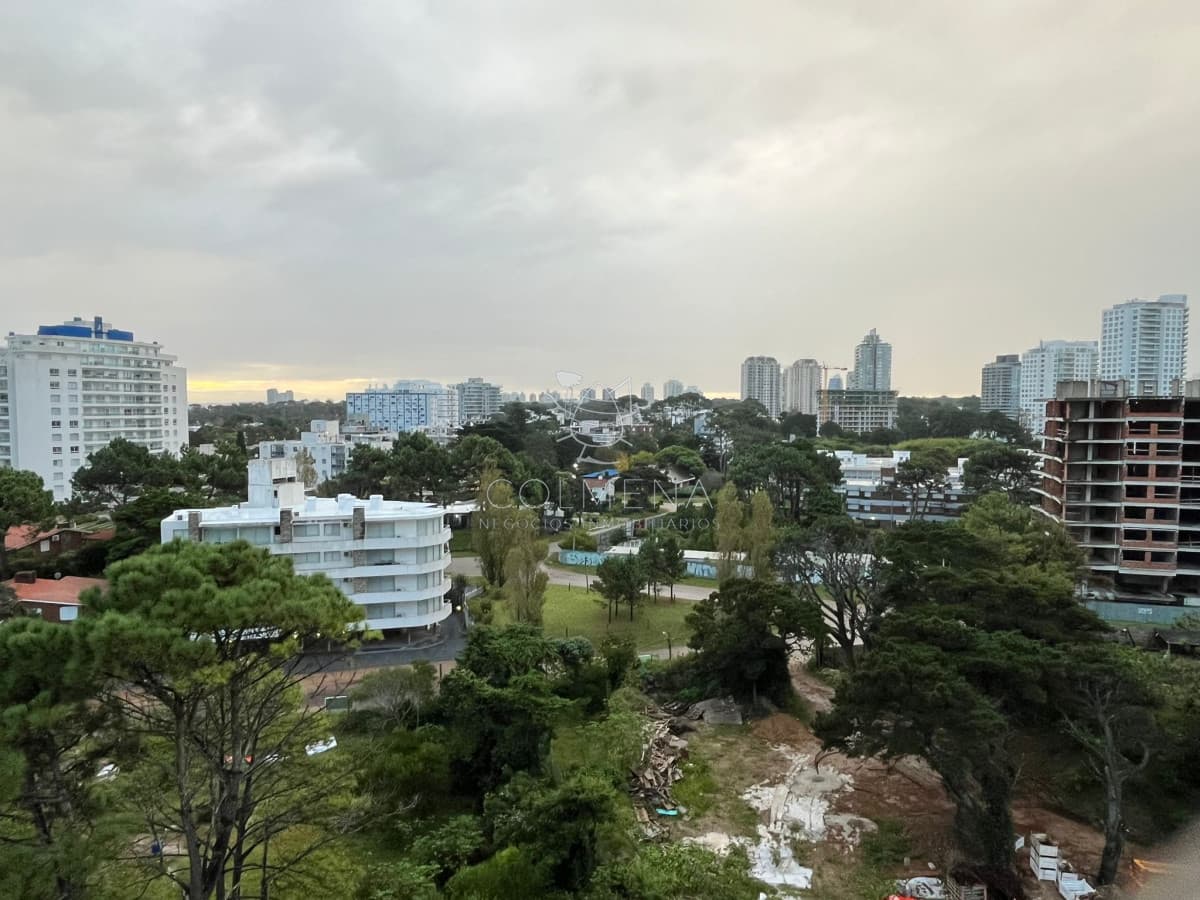 Apartamento en Venta de 3 dormitorios en Aidy Grill , Punta del Este