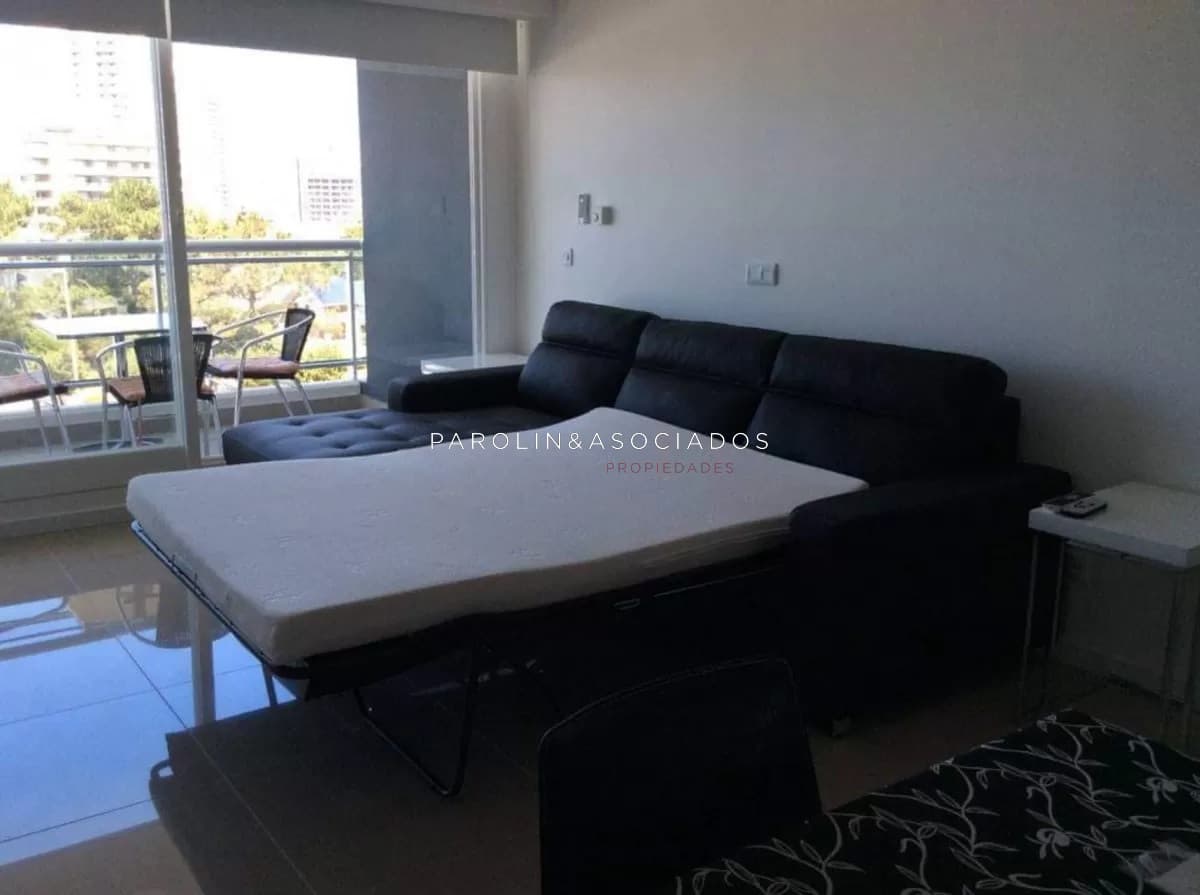 Apartamento en venta en Torre One, Punta Del Este