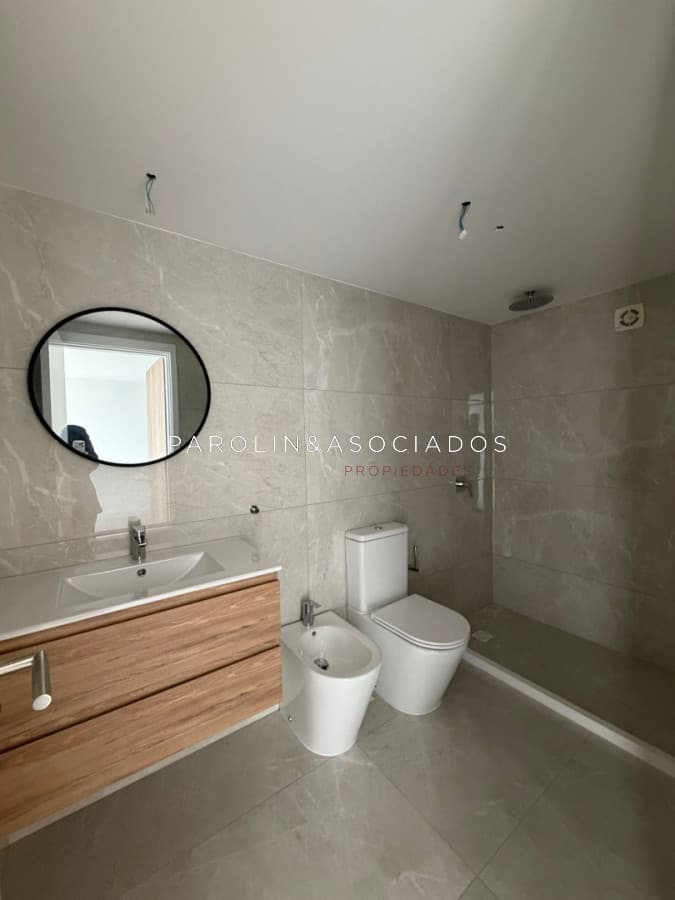 Apartamento de 1 dormitorio en venta, a estrenar con excelente vista en Punta del Este