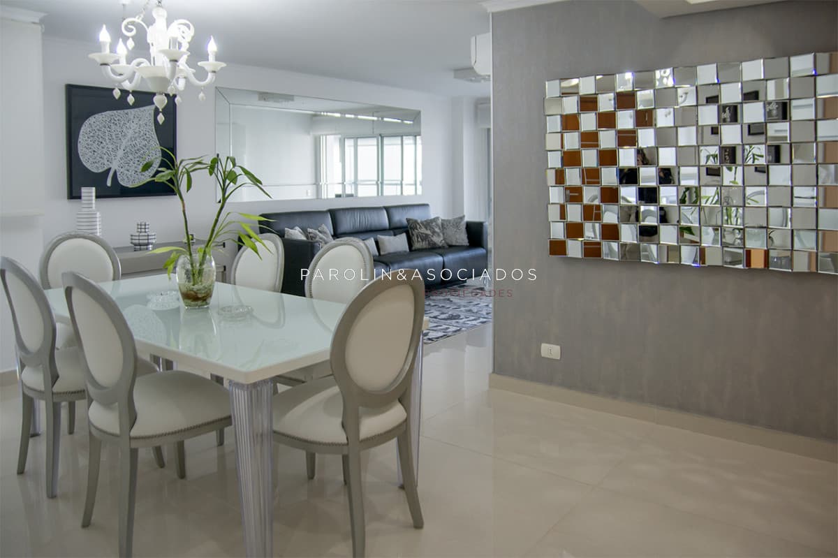 Vende apto de 2 dormitorios en Miami Boulevard ! Punta del este