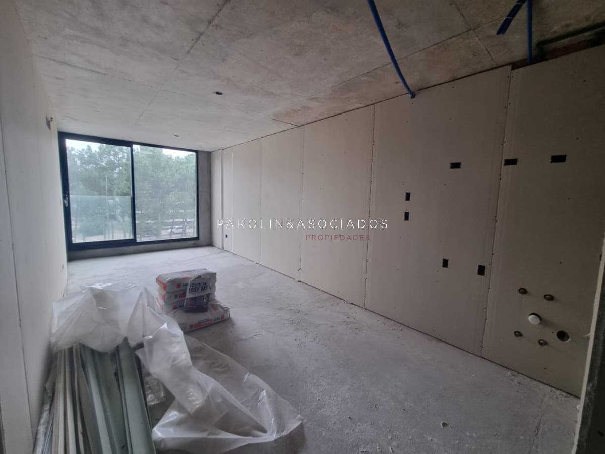 En venta hermoso departamento en Punta del Este. Ideal para renta.