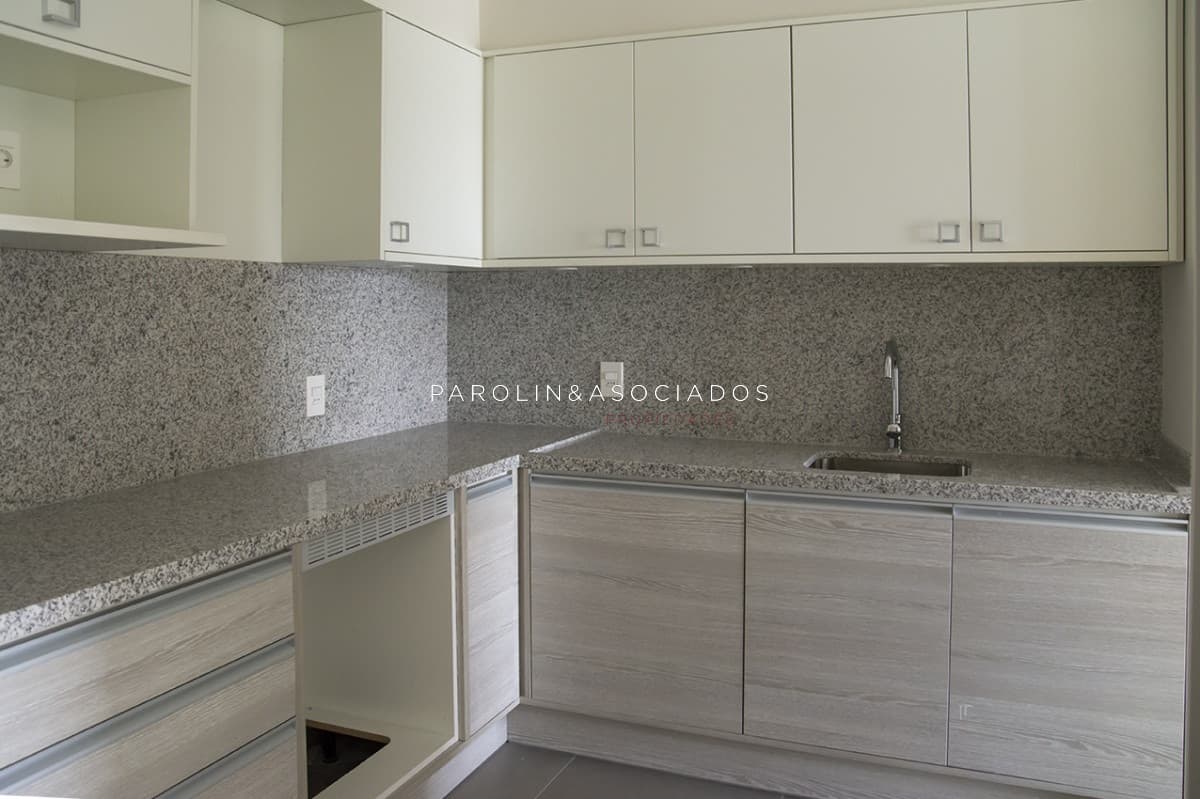Apartamento en venta de 1 dormitorio en Torre Greenlife, Punta del Este.