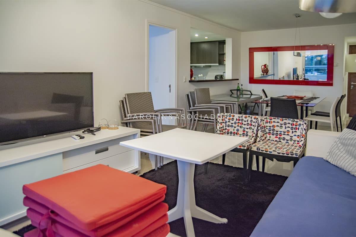 Apartamento en venta de 3 dormitorios en Forest Tower II, Punta del Este.