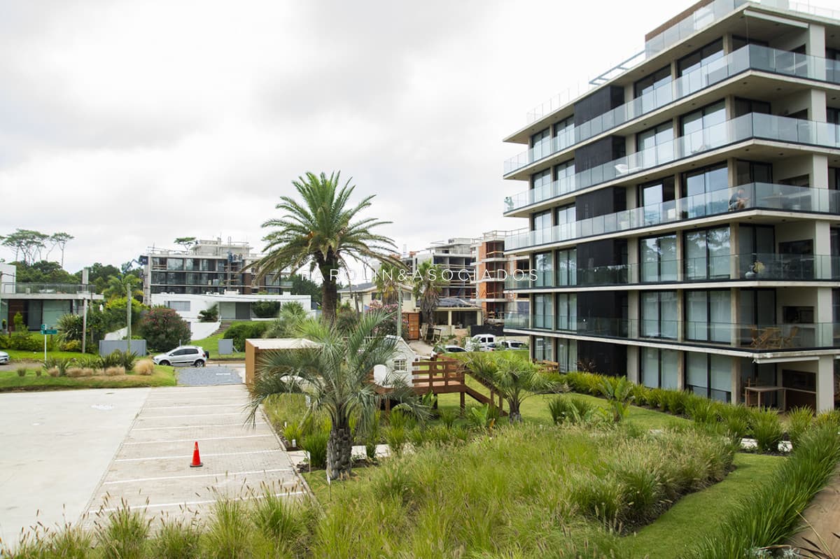 Apartamento en venta, playa mansa, Punta Del Este
