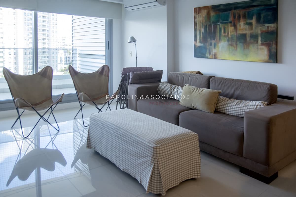 Apartamento en venta en Torre Esmeralda de 3 dormitorios, en Punta del Este