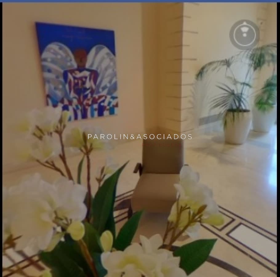 Apartamento en venta de 2 dormitorios en Torre Imperiale, Playa Brava - Punta del Este