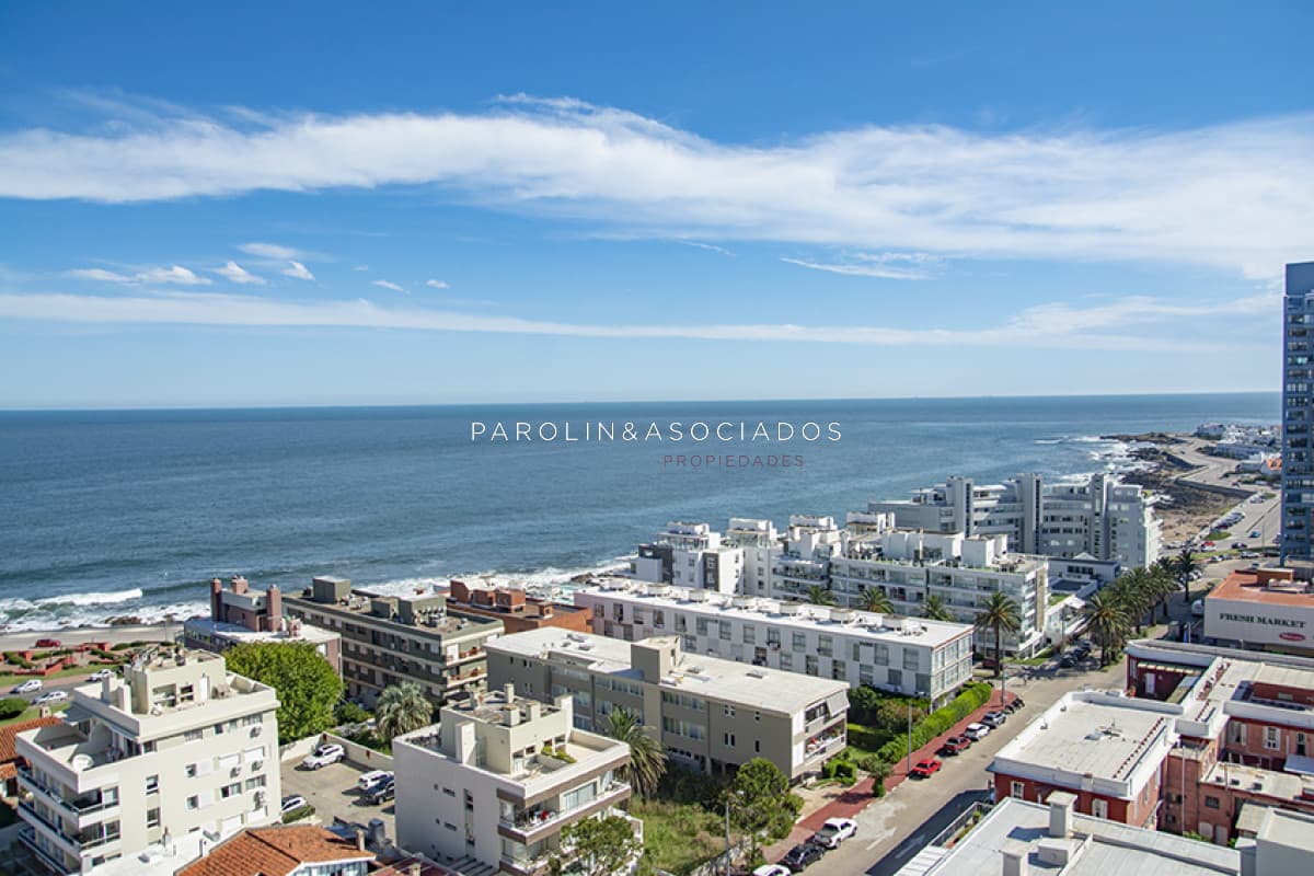 Apartamento en Venta de 2 dormitorios en Peninsula , Punta del este