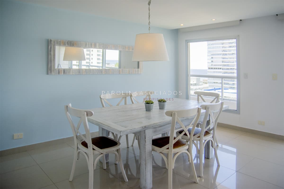 Apartamento de 3 dormitorios en Brava Biarritz, Punta del Este