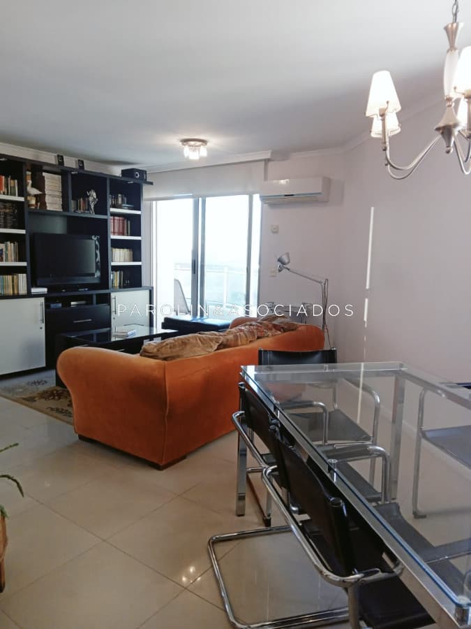 Excelente apartamento en venta en Ocean Drive, Punta del Este