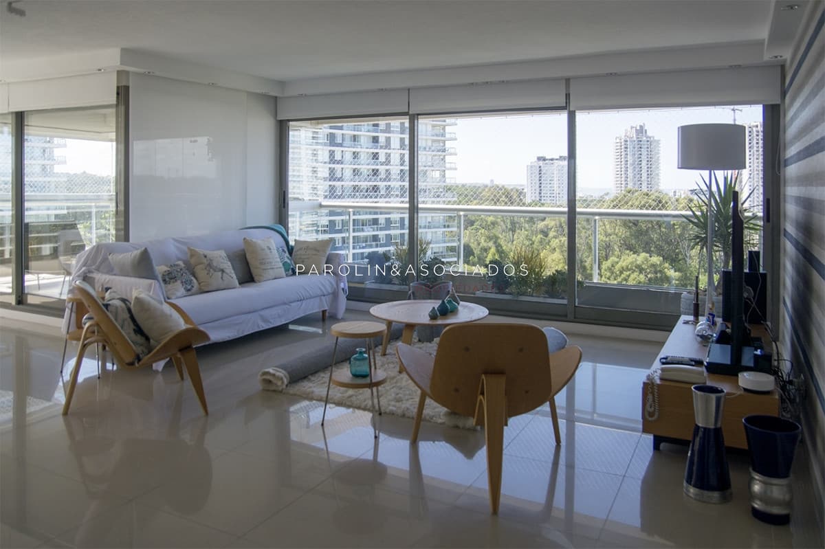 Venta de apartamento en Brava - Punta del Este de 3 Dormitorios