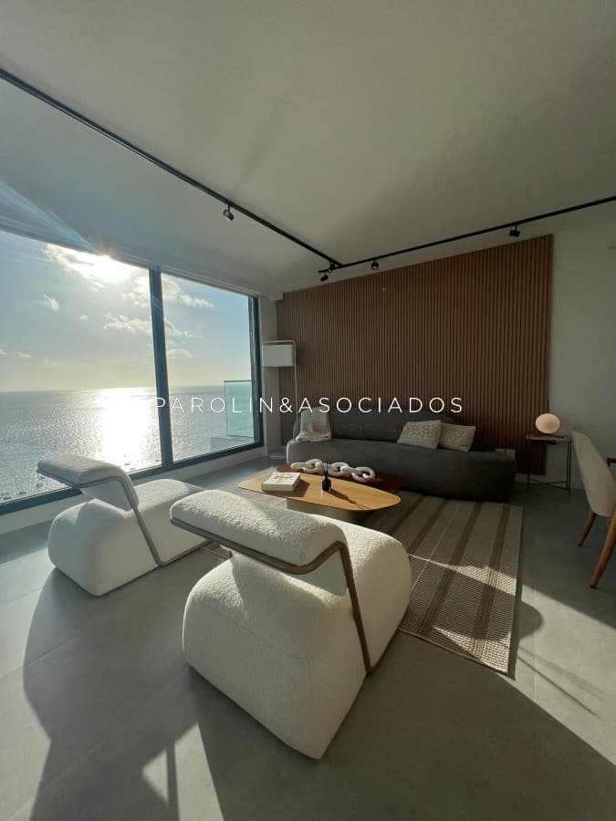 Espectacular apartamento en venta de 3 suite en Torre Venetian, Punta del Este.