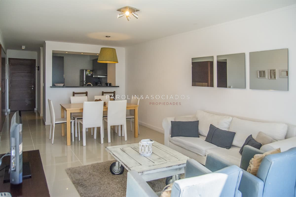 Excelente apartamento en venta de 3 dormitorios en The Forest Tower, Punta del Este.