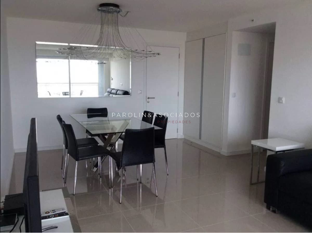Apartamento en venta en Torre One, Punta Del Este