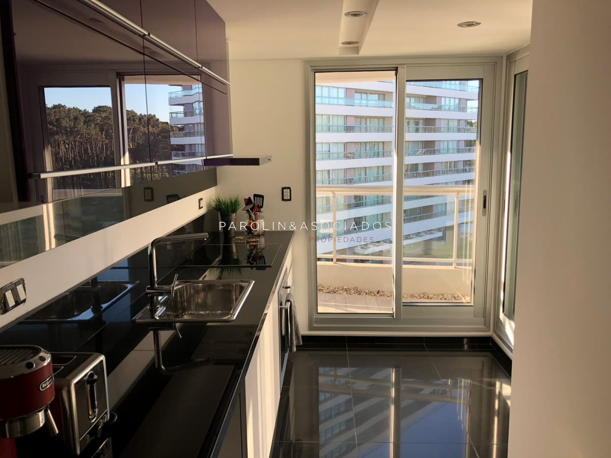 Apartamento de 1 dormitorio en Edificio LOOK BRAVA , Playa brava, Punta Del Este