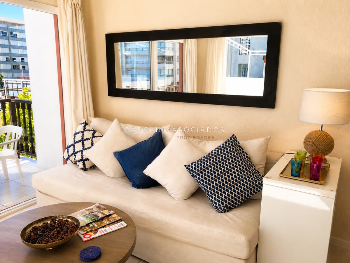 Apartamento en venta en Peninsula, Punta del Este.