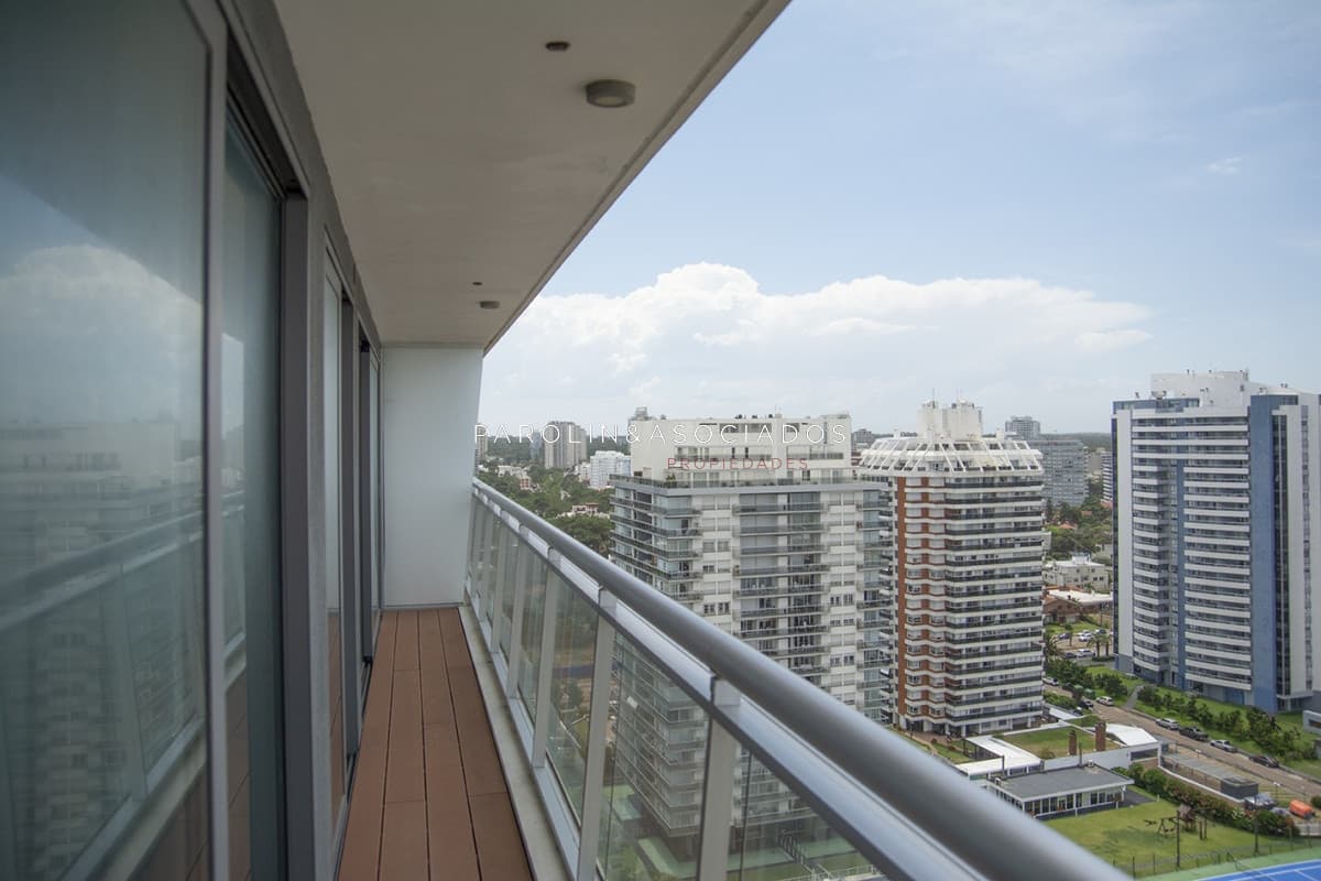 Departamento A ESTRENAR  de 2 dormitorios, piso alto, en venta.